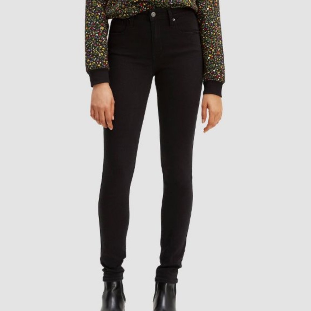 Levi’s Black High Rise Skinny Jeans